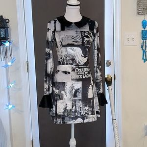 Dolls Kill x Universal Monsters Velvet Skater Dress S bell cuffs NWOT Small goth